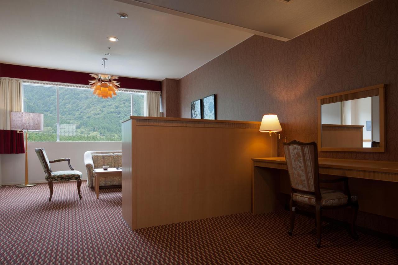 Hotel Morinokaze Tateyama‎ Tojama Kültér fotó